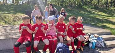 Unsere F-Junioren begeistern beim zweiten Buddenhagen-Cup der E-Jugend - Bild 2